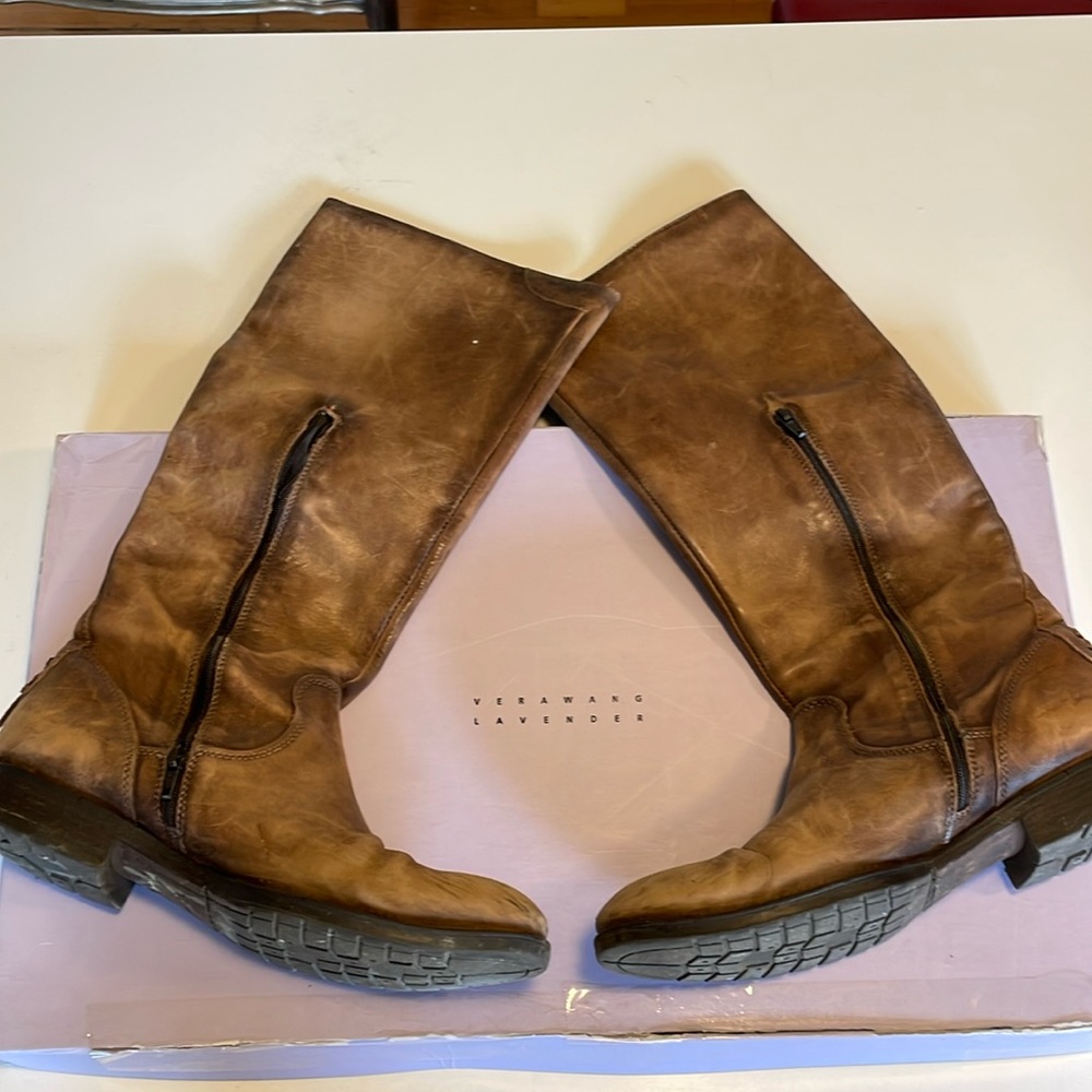 Vera Wang ‘Lavender’ Jamar Marrone Boots Size 10